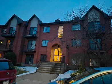 condo à louer Image# 1
