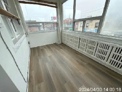 2 Bedroom   Den in Corso Italia  June 1st Image# 1