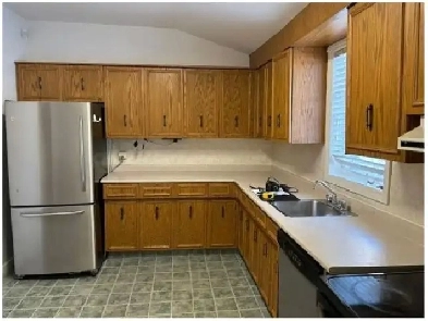 Rooms by University of Winnipeg, $700, All Utilities Included Image# 6