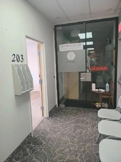 GRAND LOCAL/BUREAU A LOUER POUR ENTREPRISE Image# 1