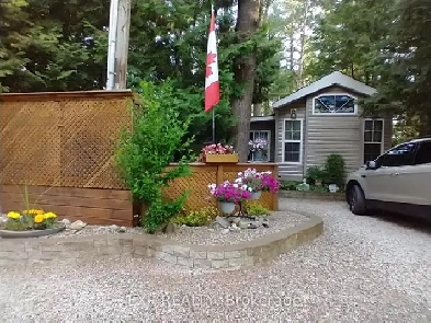 GORGEOUS 4-SEAASON HOME! Image# 1