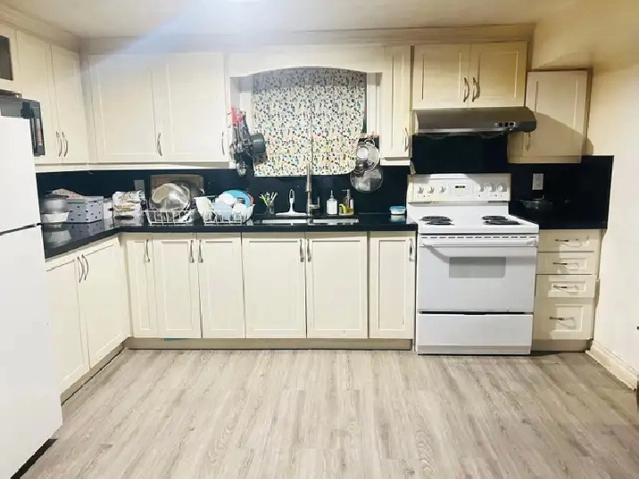 2-Bedroom Basement 1 Kitchen 1 Bath CLOSE TO STC - MAY 1ST in City of Toronto,ON - Apartments & Condos for Rent
