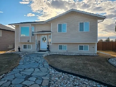 2007 Raised Bungalow For Sale By Original Owner Image# 7