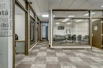 Large Office Space on Yonge Street in Richmond Hill, ON $1200 Image# 2