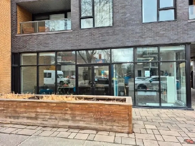 Local commercial à louer – 900 pi² – Rue Papineau, Montréal Image# 1