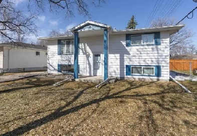 Welcome to 244 Carroll Road, Winnipeg – $349,900 Image# 5