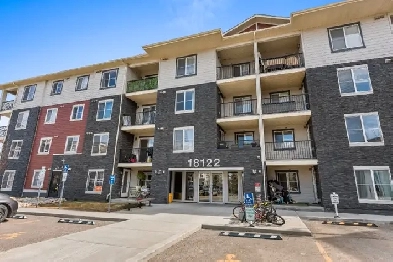 SENSATIONAL 2 BEDROOM CONDO IN CRYSTALLINA NERA WEST! Image# 3