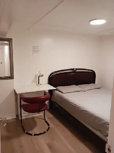 A brand new reno private room for rent $45 a day Image# 3