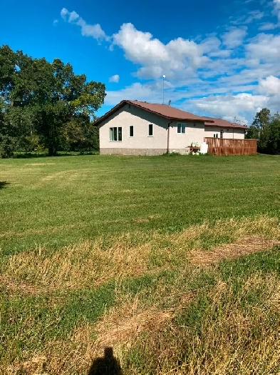 North interlake ranch for sale Image# 1