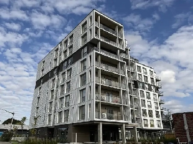 Départ en beauté – 4 ½ au design simple et prêt à vivre Image# 1