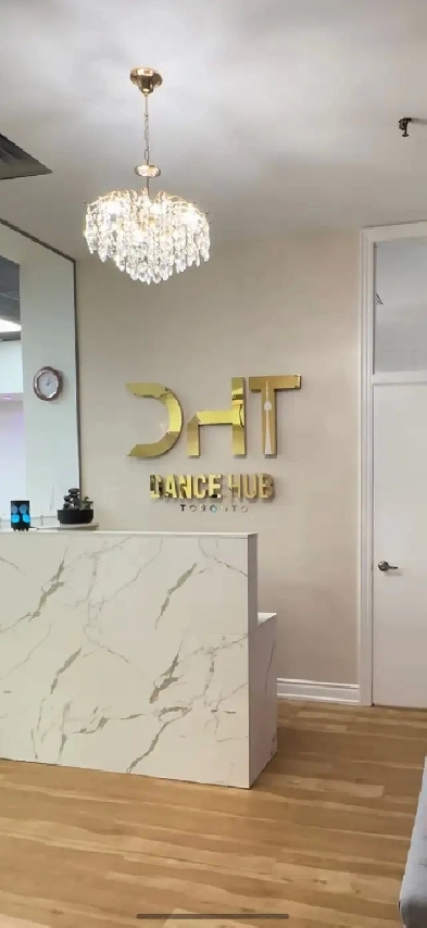 Studio Rental – Prime Downtown Toronto Location Image# 1