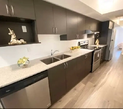 $650 private room, no parking, utilities incl., available  May 1 Image# 2