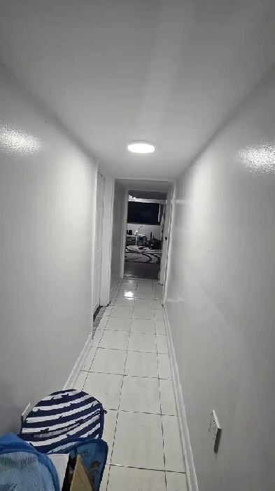 Basement for Rents Image# 2
