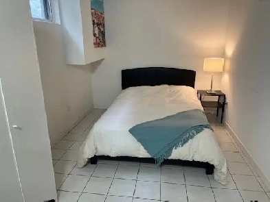 FURNISHED BSMNT BEDROOM CLOSE DIXIE MALL AVAI/ RIGHT NOW ONE MAN Image# 2