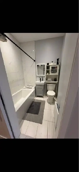 2 Bed 1 Bath - Apartment Great Location Image# 1
