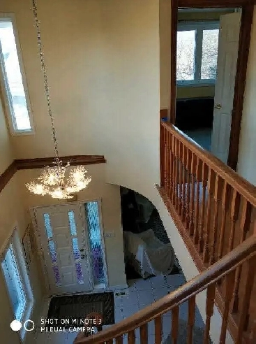 Room on Second floor Yonge Patricia Bathurst Image# 1