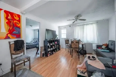 4 1/2 lumineux, pour juin ou juillet Image# 1