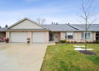 55   LIVING COMMUNITY - 10 MIN. FROM BEAUTIFUL LAKE HURON Image# 1