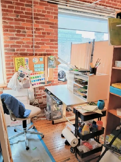 Akin Richmond-Bathurst studios Image# 1