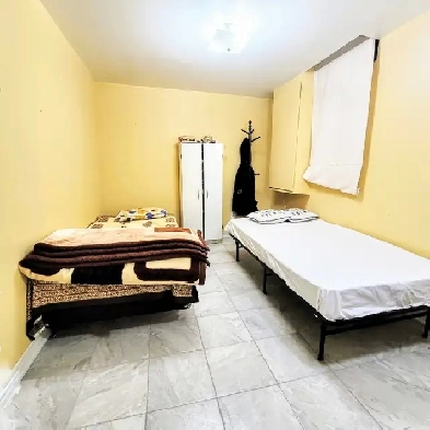 1 shared room for a girl -basement brampton near Sheridan Image# 1