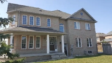 Master Ensuite Room for rent Image# 1