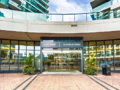 Parking for rent at 33 Bay Image# 1