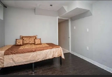 1 bedroom, Sheridan, May 1 Image# 1