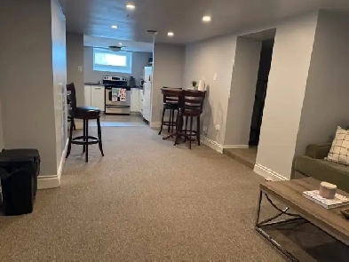Fully furnished apartment near downtown. Image# 6