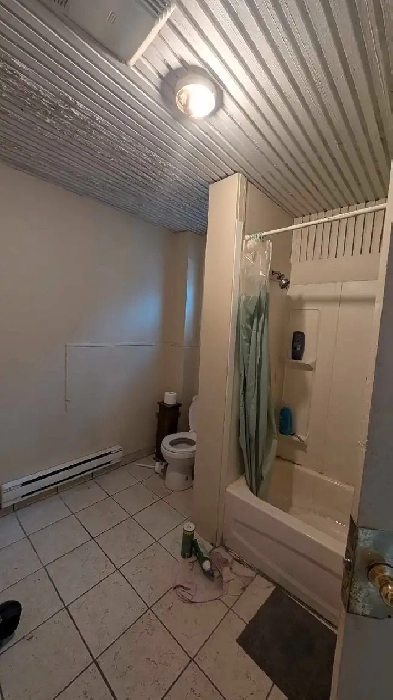 Room for Rent Image# 1