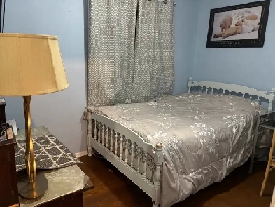 Room to Rent 5 min walk to U of M! Male student! Image# 1