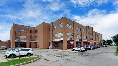 2900 SF Office Space For Lease in Mississauga Image# 1