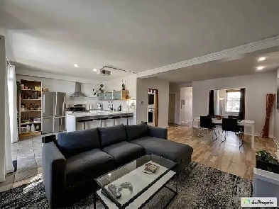 2 bedrooms / 1 bath Condo in the heart of Verdun Image# 1