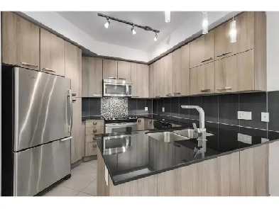 SPACIOUS & BEAUTIFUL 2 BR/2 BTH CONDO FOR RENT Fleetwood/Surrey Image# 5