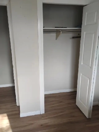 One bedroom for rent in a three bedroom house Image# 1
