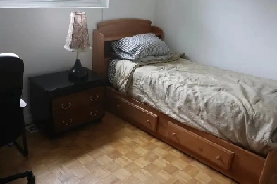 Private room for rent Image# 8
