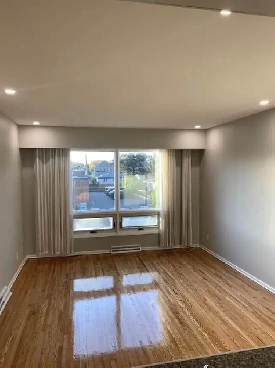 River Heights-2Bdrm-UPPER Duplex Image# 8