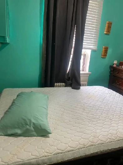 Freshly painted room for rent minutes away from EVERYTHING Image# 1