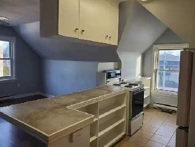 1 Bedroom Belleville  - JUNE 1 Image# 1