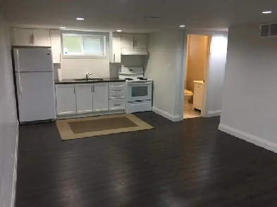 NEW 1-Bedroom Apt. Minutes from Wilson Station - ALL-IN! Image# 4