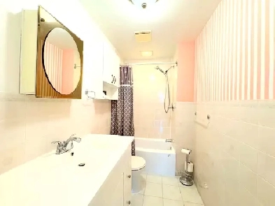 Très grand logement 5 ½ à louer Mercier Image# 1