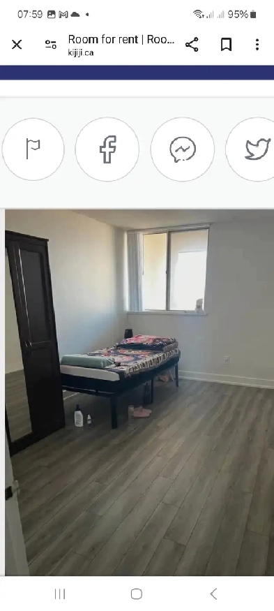 ROOM WITH PARKING SPOT Image# 1