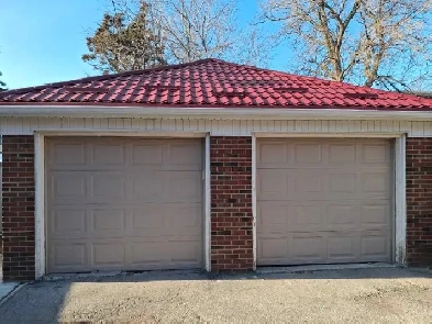 Large garage for rent in Etobicoke Image# 1