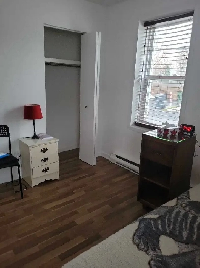 chambre pour femme travailleuse Image# 1