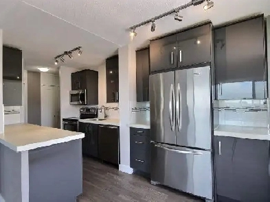 Beautiful Two Bedroom Condo - Grandin/Downtown - River Valley Image# 5