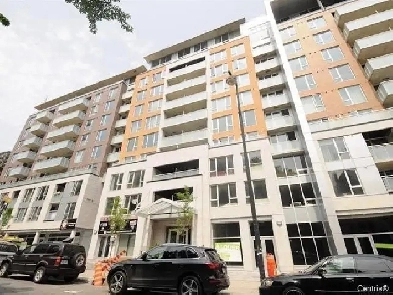 Bright 2 bedroom condo in heart of downtown Montreal (Guy Metro) Image# 9