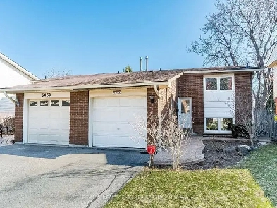 Mature, family friendly crescent! Image# 1