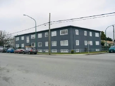 Spacious 2 bedroom apartment - June 1st -$2100- Pet Friendly Image# 1