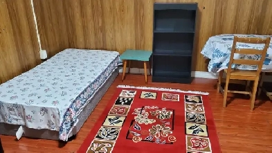 Large private room for rent $800/m (Scarborough) Image# 1