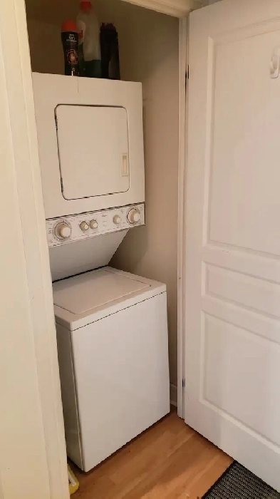 Condo Studio, furnished,  short/long term Yonge & Sheppard Image# 2