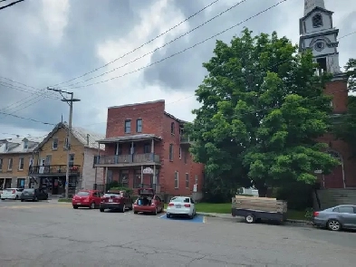 logement à louer (3 et 1/2) Image# 4